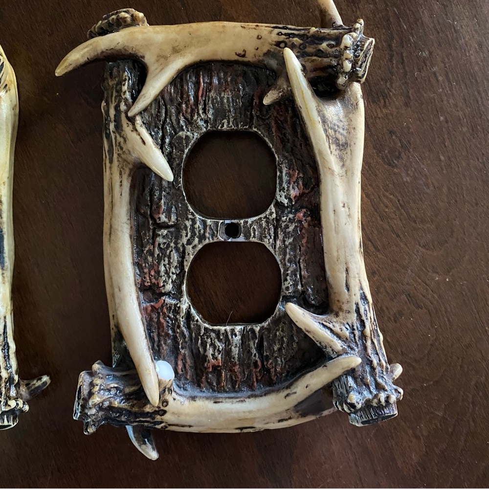 Rustic Antler Light Switch and Outlet Cover Set - Picture 2 of 5